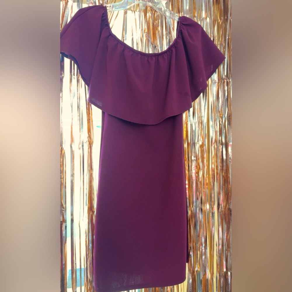 Women’s off the shoulder fitted dress